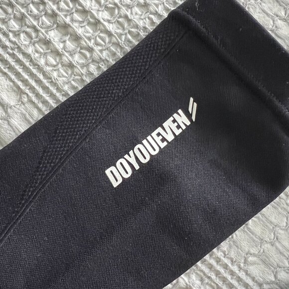 DOYOUEVEN Hyperflex Seamless Gym Leggings - Black - Picture 4 of 5